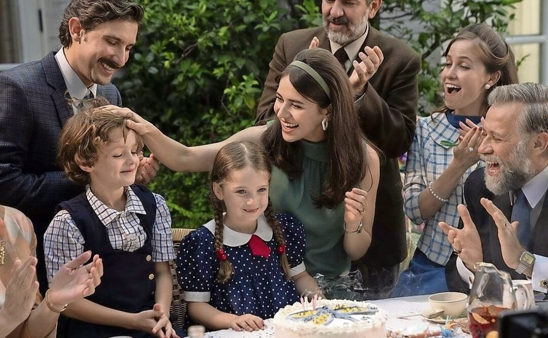 La serie narra la búsqueda de una madre, en los 60, de sus hijos. Foto: Netflix