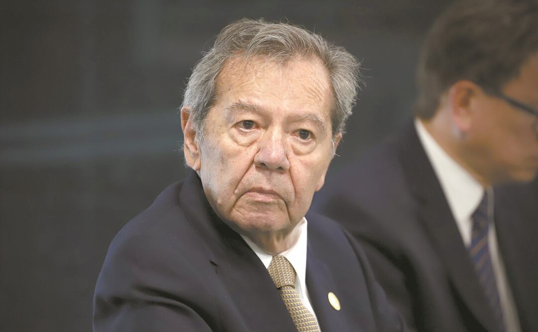Bajo Reserva Exprés. Muñoz Ledo, en contra de dar más poder a AMLO