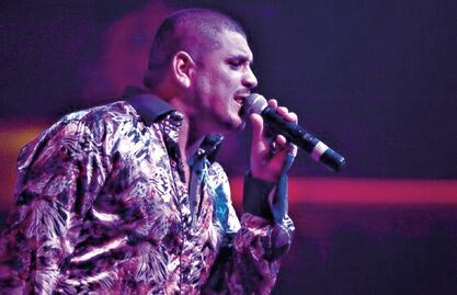 "El Komander" dice que asistirá a fiesta de Rubí