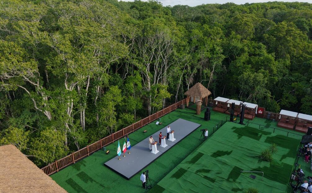En Calakmul, la presidenta Sheinbaum, el primer ministro Briceño y el mandatario Aréval firmaron el acuerdo Corredor Gran Selva Maya Belice-Guatemala y México (15/08/2025). Foto: Presidencia