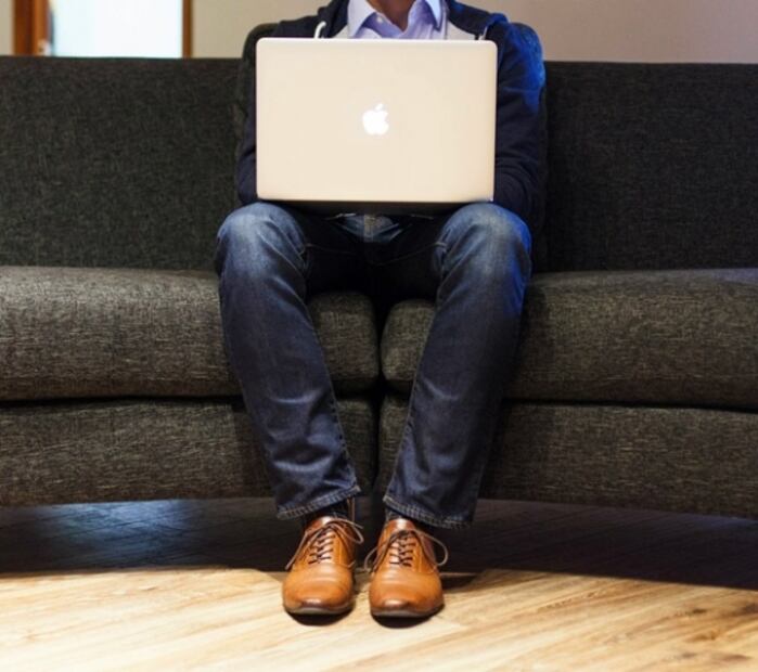 La postura ideal para estar frente a la computadora