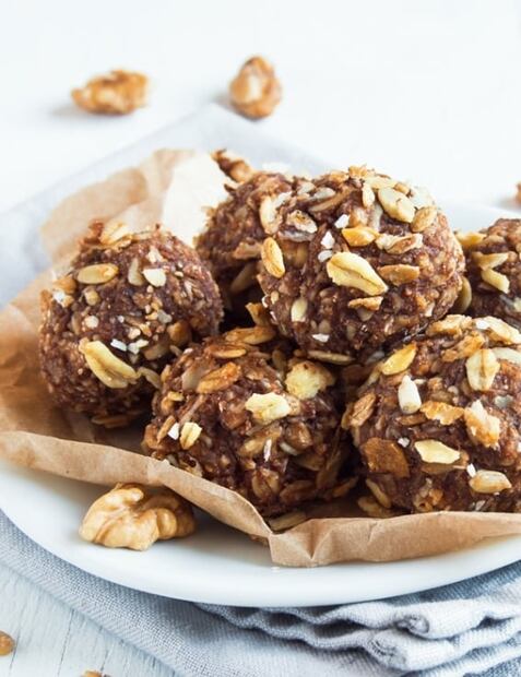 Prepara un postre saludable con crema de cacahuate