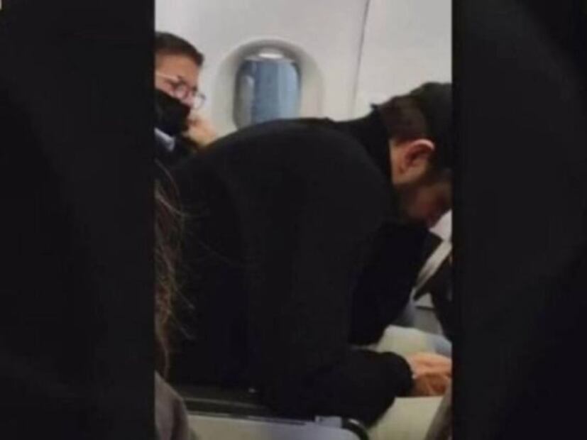 Aseguran que Gerard Piqué fue captado infraganti revisando el perfil de Instagram de Shakira