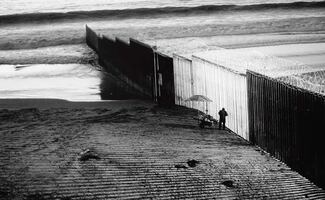 Los viajes del fotógrafo Joel Cortés en   150 imágenes hechas en blanco y negro