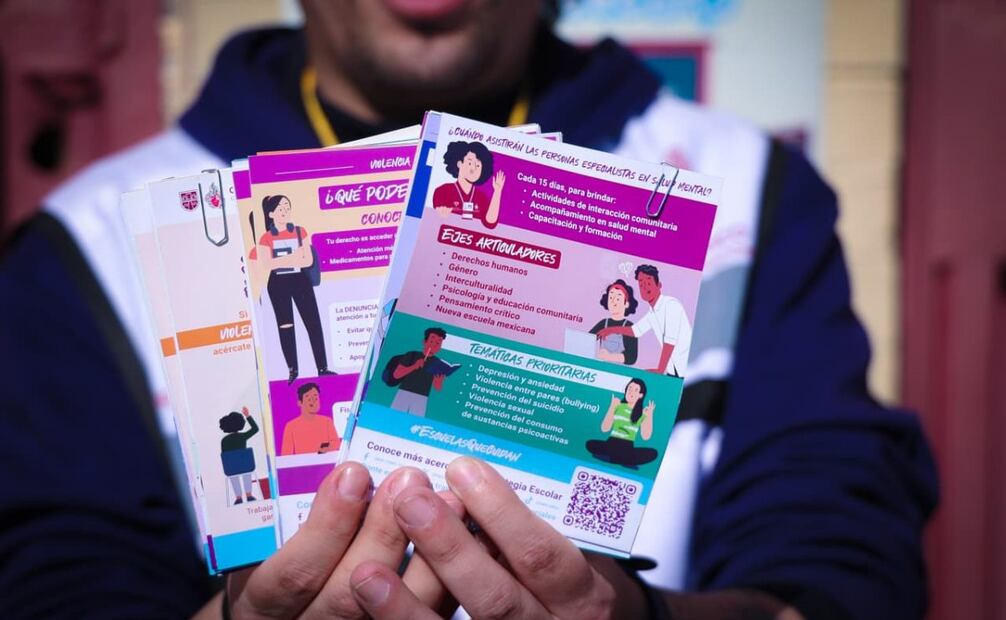 Panfletos sobre salud mental (26/01/2026). Foto: Especial