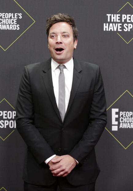 Los People's Choice Awards reciben a Luis Gerardo Méndez en su alfombra roja