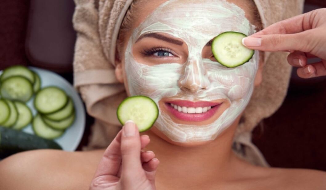 Beneficios del pepino en la piel y el pelo que no conocías