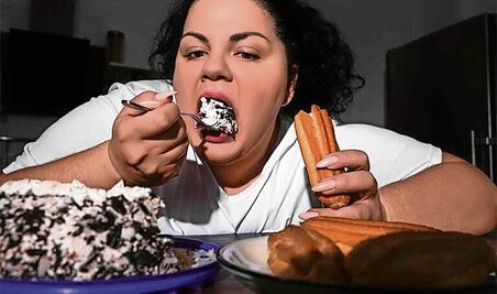 “Atracones nocturnos, ligados a la depresión”:  Diana Guízar Sánchez