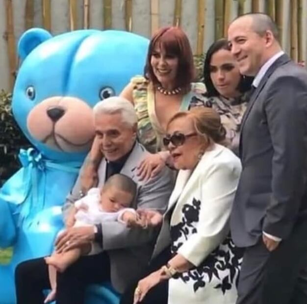 Luego de protagonizar pleito mediático, Luis Enrique Guzmán y Mayela Laguna se reconcilian