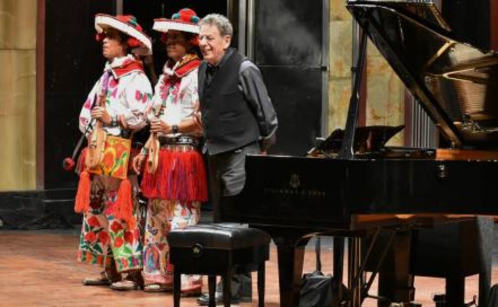Cantos wirárikas y Philip Glass en Bellas Artes