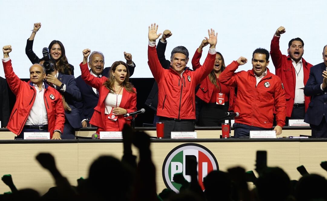 Alejandro Moreno Cárdenas encabezó la asamblea nacional del PRI en el Pepsi Center. Foto: Diego Sánchez / EL UNIVERSAL