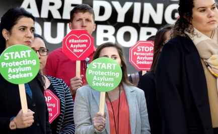 Critican en EU programa "Quédate en México"; acusan tortura y asesinatos 