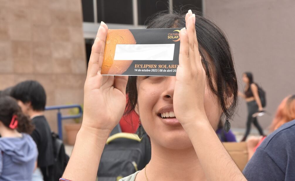 Así se vivió el eclipse en Nuevo León. Foto: Emilio Vázquez