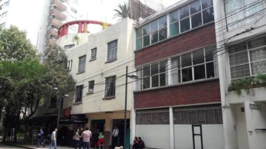 Los "abuelos de concreto" en la Condesa aún tienen historias por contar