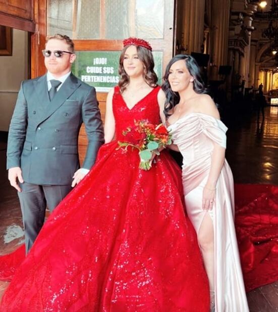 La hija de Canelo Álvarez cumplió XV años; Grupo Firme animó la fiesta 