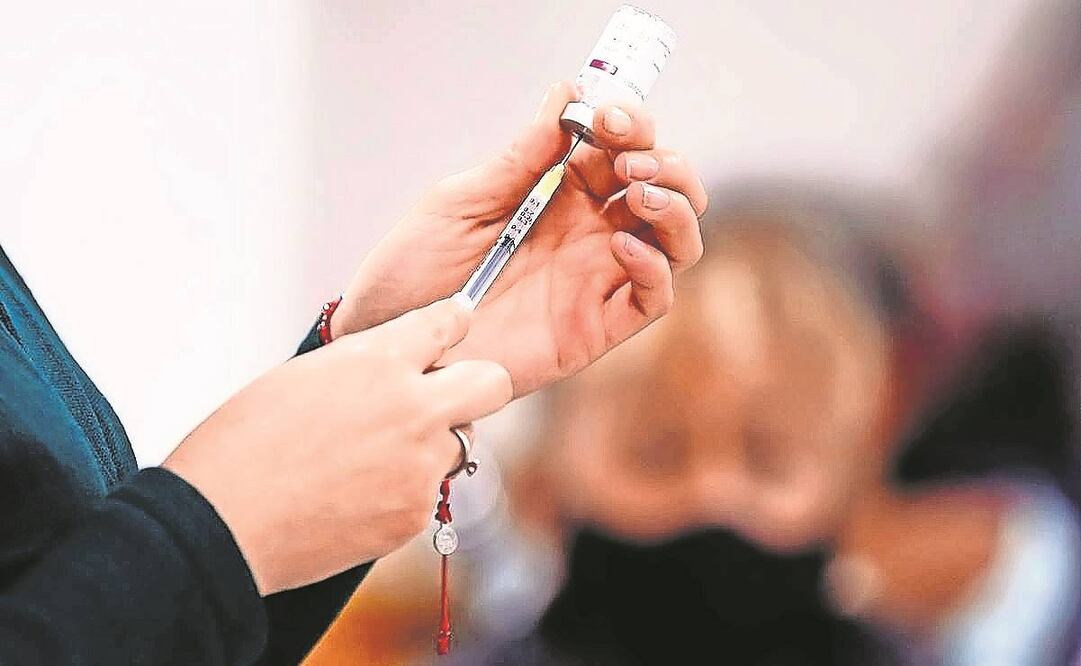 En mayo de 2021, el Inai ordenó dar los comprobantes de pago de las vacunas y reservar sólo dos años los contratos con las farmacéuticas. Foto: Archivo EL UNIVERSAL