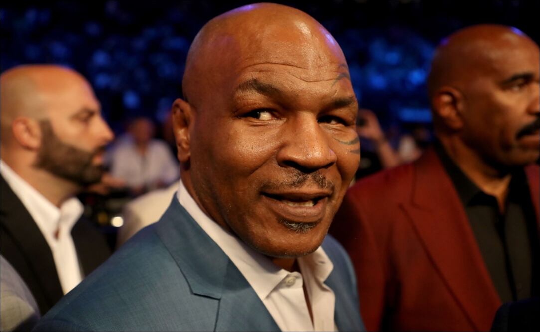 Mike Tyson durante la pelea de Floyd Mayweather Jr. contra Conor McGregor. Foto: AFP