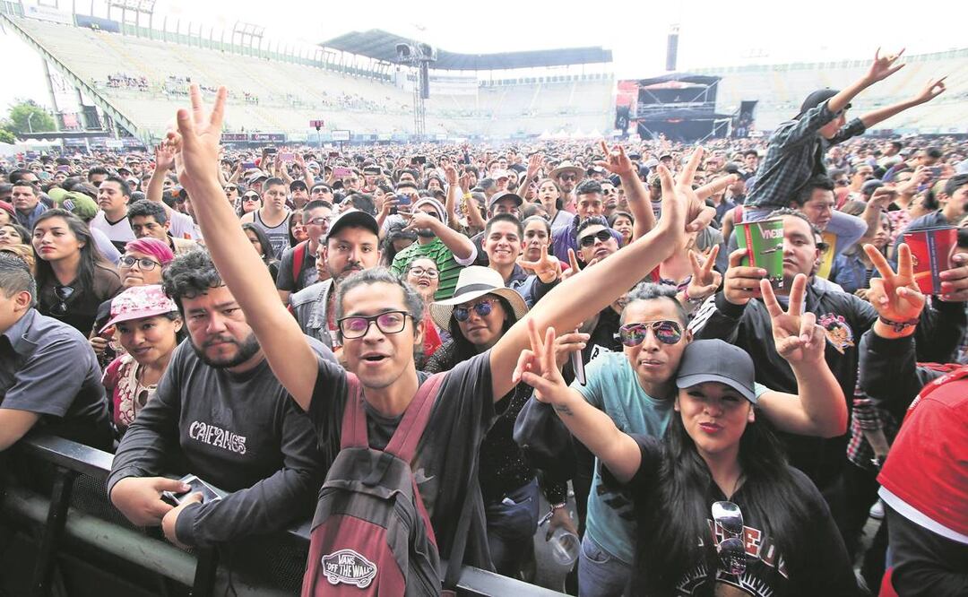 ¿Estás listo para ir al Vive Latino? Conoce aquí los cárteles, horarios y rutas de transporte. / Foto: Carlos Mejía / EL UNIVERSAL 