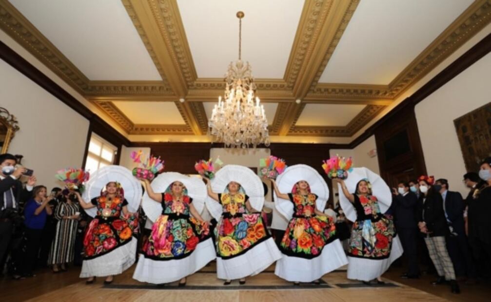 En Washington, Murat y Esteban Moctezuma encabezan arranque del “Mes de Oaxaca en Estados Unidos”