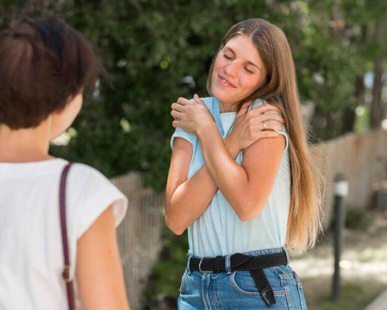 Las mujeres que practican la gratitud viven más. Fuente: Freepik.