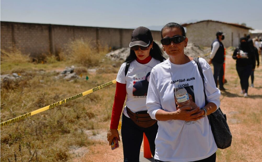 Madres buscadoras de diferentes estados del país recorrieron el rancho Izaguirre en Teuchitlán, Jalisco, el 20 de marzo de 2025. Foto: Diego Simón Sánchez/EL UNIVERSAL