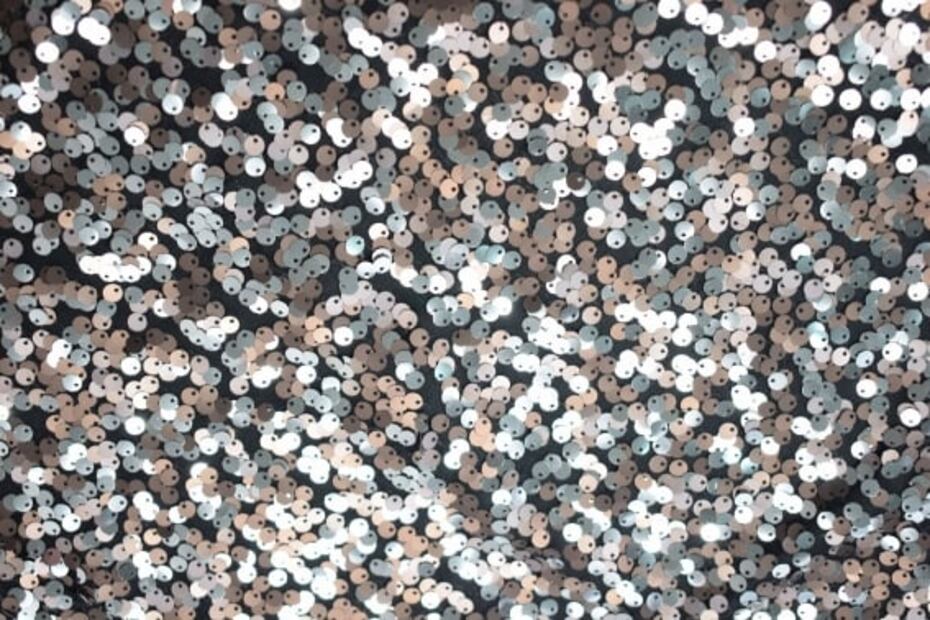 Prendas que no deberías usar en la oficina, ¡jamás!