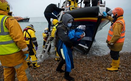  "No seremos cementerio de migrantes", dice Macron tras naufragio en Francia
