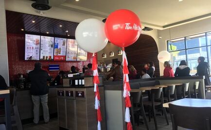 Aguantan frío de hasta -2 grados por apertura de cafetería en Coahuila