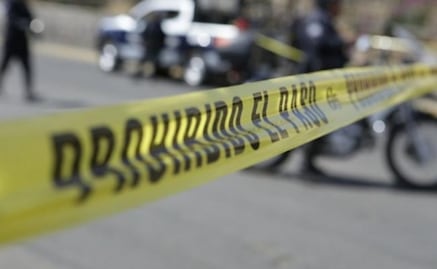 Ataque armado a pasajeros de una camioneta deja un muerto y tres heridos en Ayala, Morelos