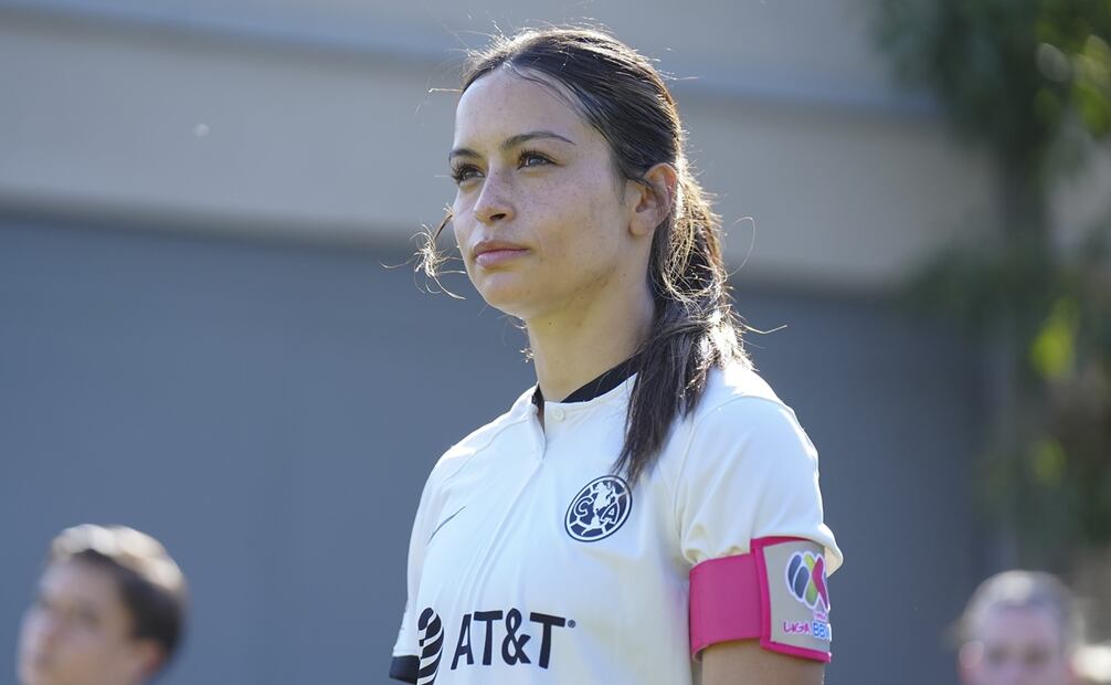 Scarlett Camberos deja el América