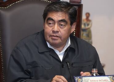 Hay tolerancia y diálogo con normalistas pero no se permitirán hechos delictivos: Barbosa