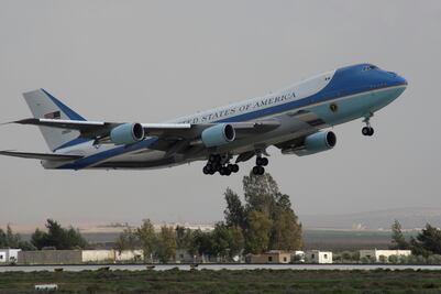 Boeing anuncia "gran progreso" para bajar costo de nuevo Air Force One