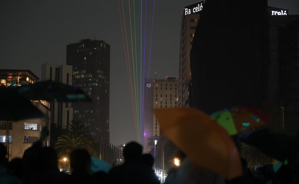 Luces se alcanzan a ver a lo lejos (26/06/2025). Foto: Especial