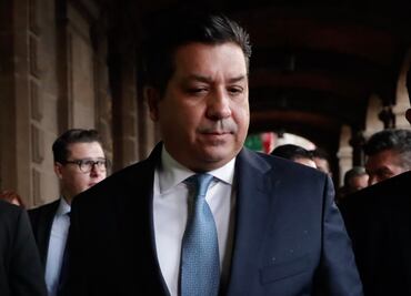 FGR obtiene orden de aprehensión contra Cabeza de Vaca; UIF le congela cuentas