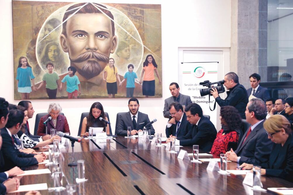 Reciben propuestas. La convocatoria para la entrega de la medalla Belisario Domínguez será aprobada en la sesión del 11 de octubre. (JUAN CARLOS REYES. EL UNIVERSAL)