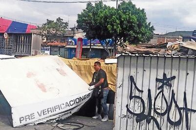 Quitan a coyotes de verificentro