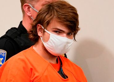 Autor de masacre en Buffalo, se declara culpable de cargos estatales