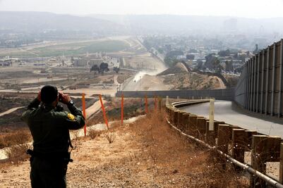 Guardia Nacional vigilará frontera hasta que haya muro, dice Trump