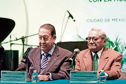 Manzanero festeja logro de la música nacional