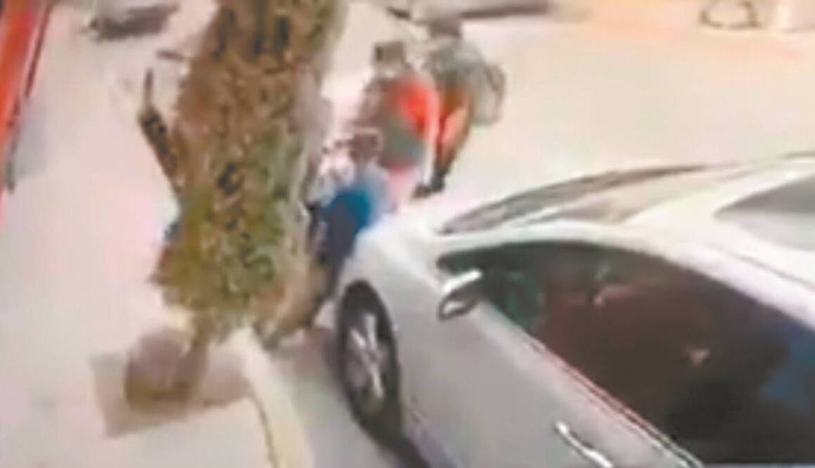 En un video se observa a los niños hablar con otras personas. Se pensó que eran sus captores. Foto: Especial. 