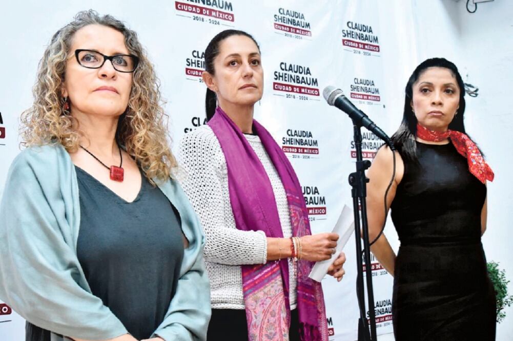 Claudia Sheinbaum (centro) dijo que Araceli Damián (izq.) y Esthela Damián (der.) deberán acabar con el uso clientelar de los programas sociales. Foto: ESPECIAL