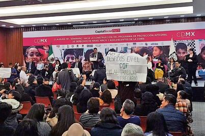 Irrumpen en evento de Amieva