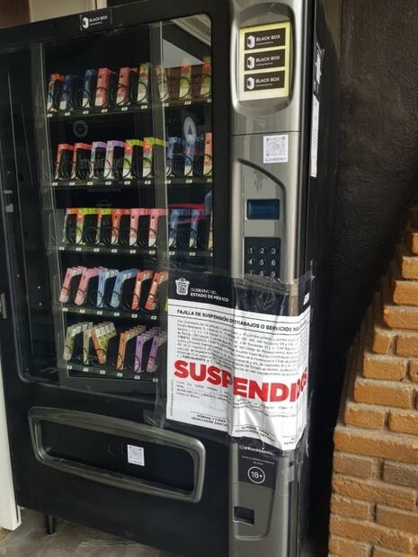 Suspenden máquinas expendedoras de vapeadores en Huixquilucan y Metepec