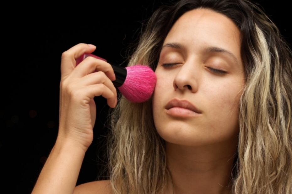 Descubre cómo aplicar correctamente la base de maquillaje