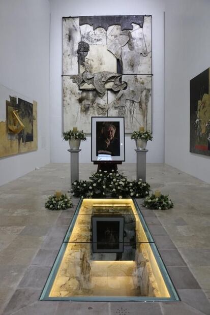 Depositan cenizas de Manuel Felguérez en el Museo de Arte Abstracto de Zacatecas