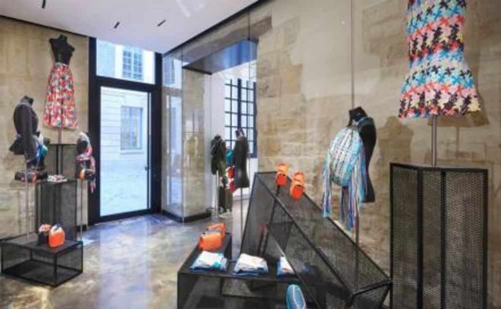 Chanel sorprende con nueva boutique efímera en París