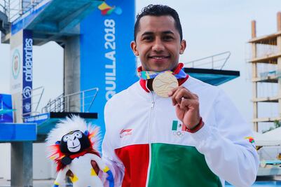 Ocampo denuncia a Federación de Natación con Ana Guevara; FMN lo ataca