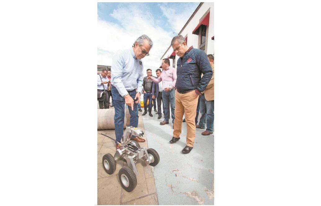 Avance. El vehículo-robot tomará video y fotografías del interior y ubica con exactitud las áreas dañadas. Foto/ESPECIAL