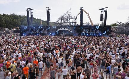 Arranca el festival de música Tomorrowland con su escenario principal desecho tras incendio