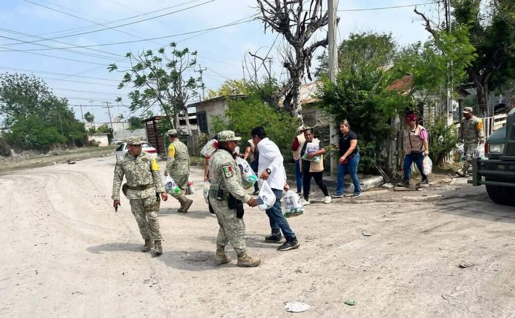 Entregaron insumos y artículos para cubrir necesidades básicas a damnificados por inundaciones en Tamaulipas (08/04/2025). Foto: Especial